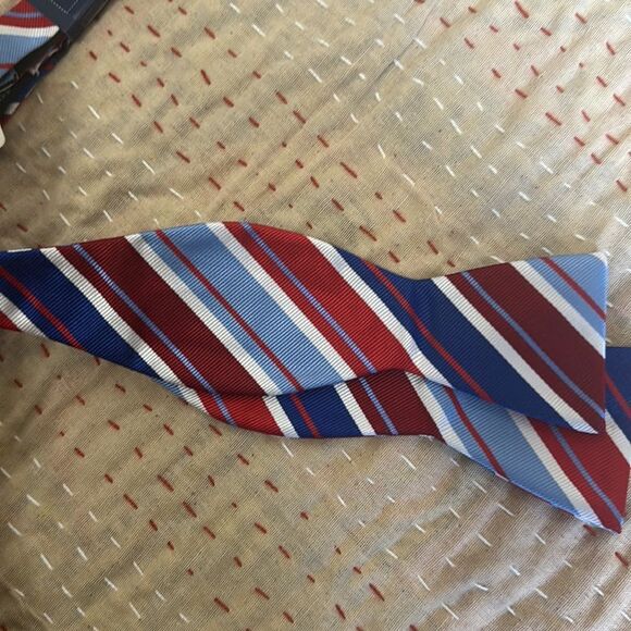 NWT Saddlebred Bow Tie - Picture 4 of 4